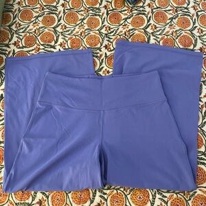 Athleta Elation Wide Crop Pant - Size L